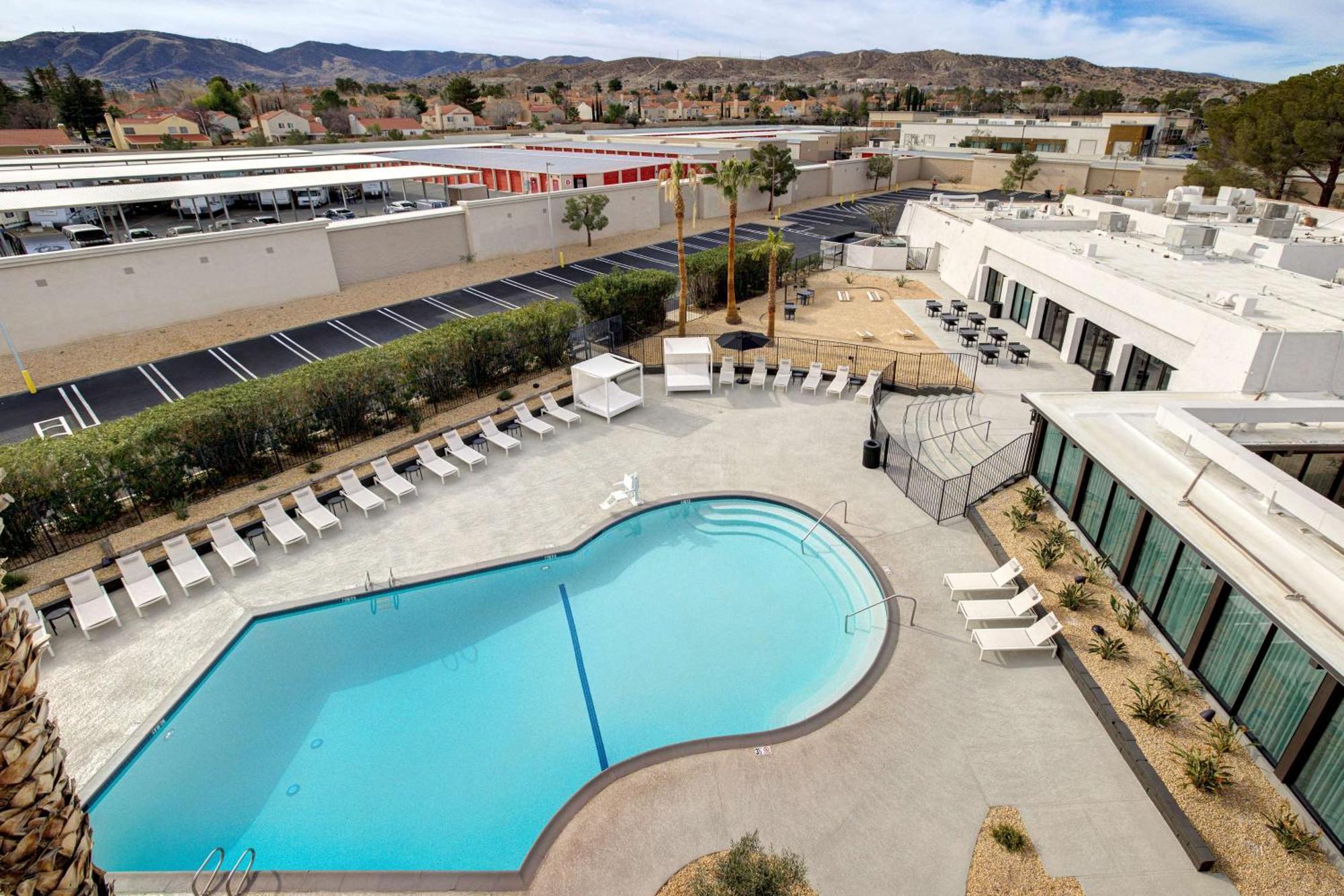 Doubletree By Hilton Palmdale, Ca Hotel Exterior photo